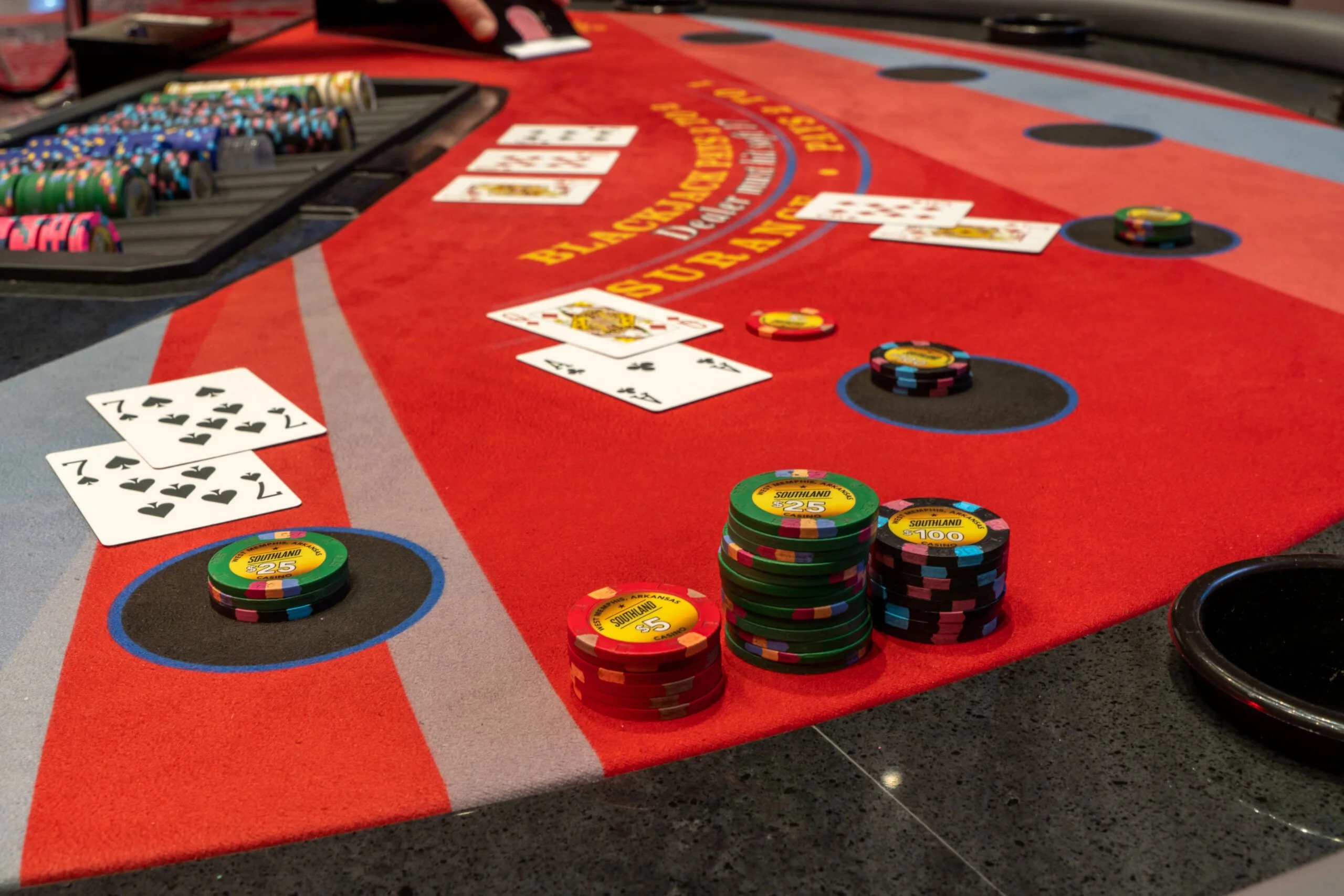 Roulette Kugel und Rad Detail